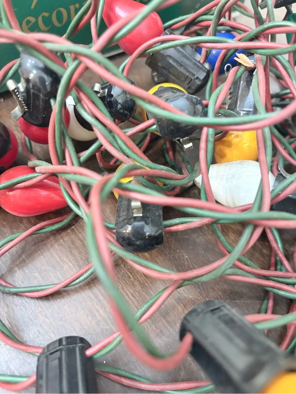 Paramount set of 30 c7 lights working